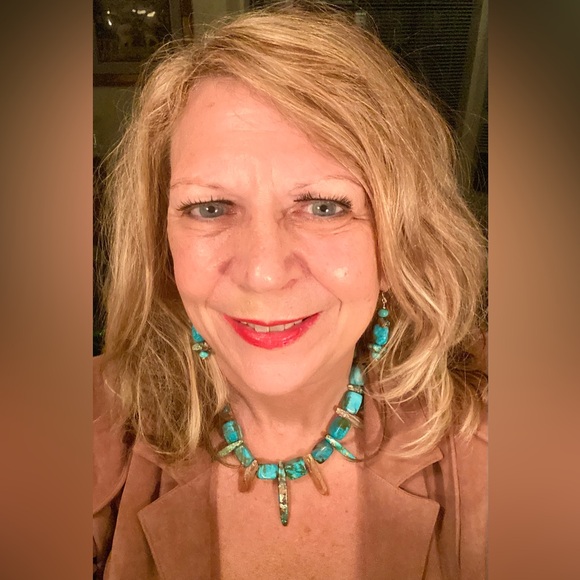 New Sally House Original Necklace & Earrings Set - Picture 2 of 2